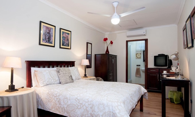 Durban North Cama Y Desayuno | Habitación SugarBird en The Brother's Guest House Durban North