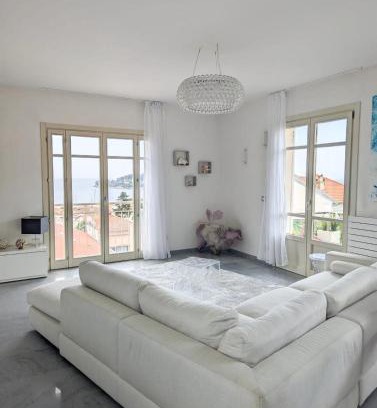 Saint-Jean-Cap-Ferrat Apartamento | Suggestivo appartamento