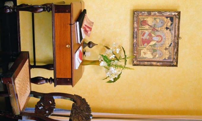 Fort Kochi Apartamento | Suite 1 King bedroom at Malabar House