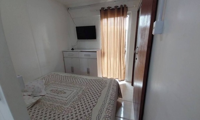 Cidade Nova Apartamento | Suite 11 with morning sun