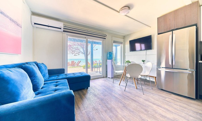 Wainfleet Cabaña | Suite 215: Beautiful 2-Bedroom Beachfront Suite