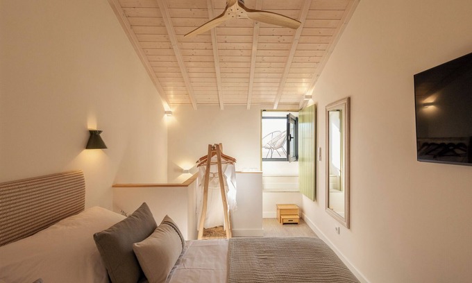 Olhao Apartamento | Suite 4: Family suite Deluxe, Kitcnette and balcony