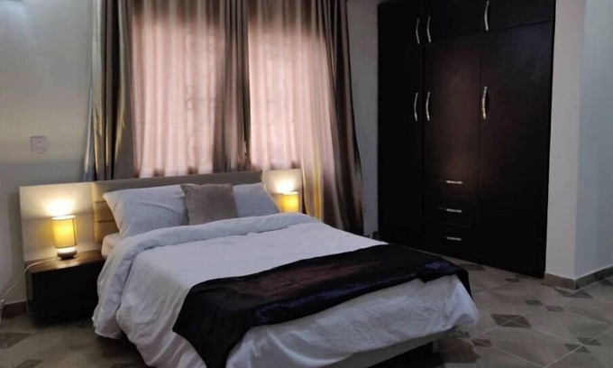 Lagos Apartamento | (Suite 5) Apartamento con servicio de 3 dormitorios en Victoria Island Lagos