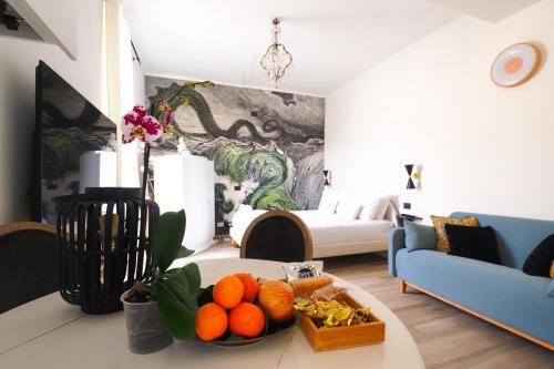 Chinatown Apartamento | Suite 54 - Elegant Boutique Suite by Metro an Garibaldi