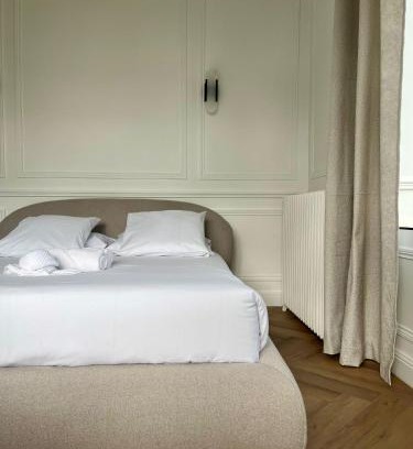 Charleville-Mezieres Apartamento | Suite Arche - Maison les Arcades au pied de la Gare de Charleville-Mézières