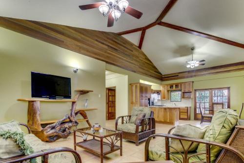 San Ignacio Casa | Suite at Villa Maya -Gold Standard and Certified