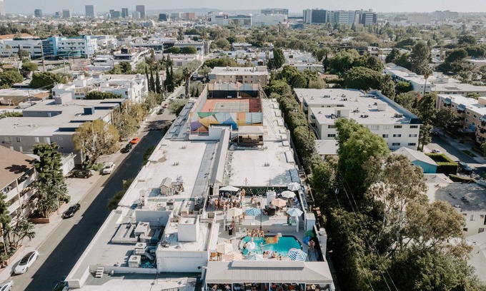 Tri-West Casa | Suite + Balcony | Pool + Cabana | Bikes | Tennis
