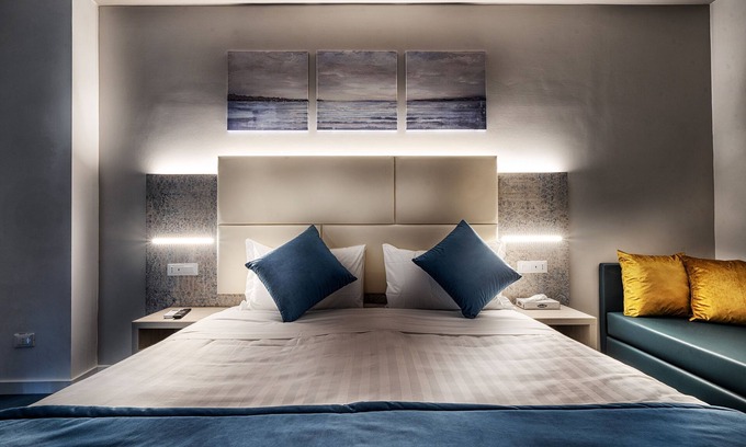 Universita Casa | Suite Blue Style