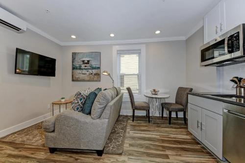 Dupont Circle Cama Y Desayuno | Suite C - Dupont Circlekalorama Luxury Apartment