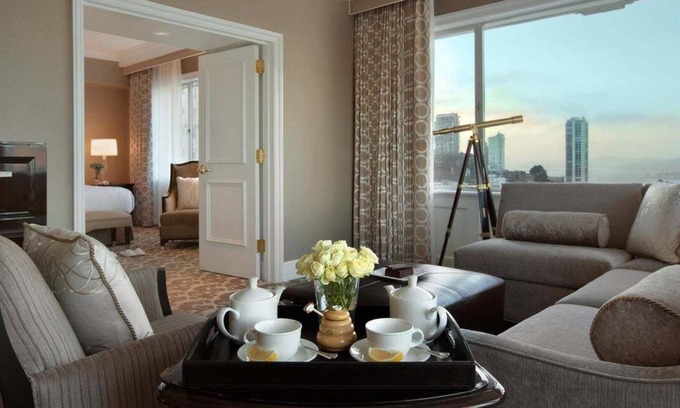 Nob Hill Casa | Suite + Connecting Room at a 5⭐️ Hotel