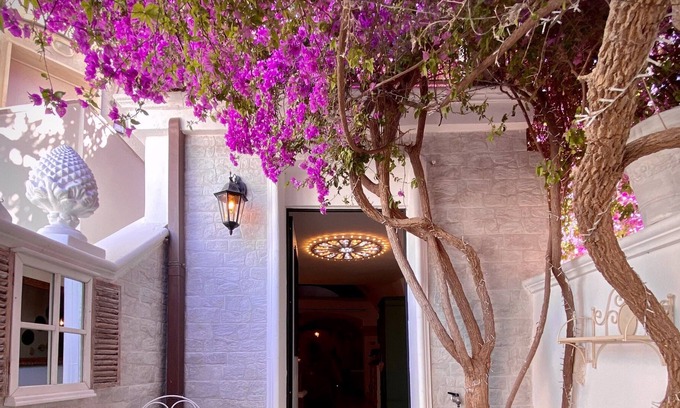 Centro Storico Casa | Suite Famigliare Deluxe con Grotta Naturale nel Borgo Storico di Massafra
