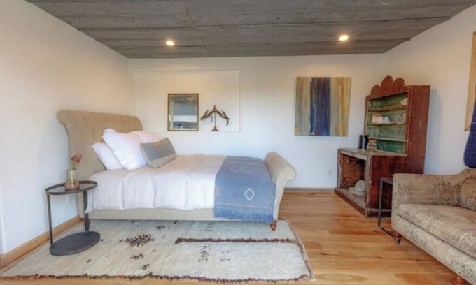 Round Top Apartamento | Suite IIII @ Oakbones Round Top