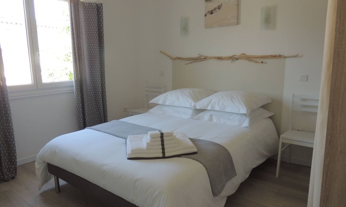 Arvert Apartamento | Suite**** in charming 19th century residence with park and heated swimming pool