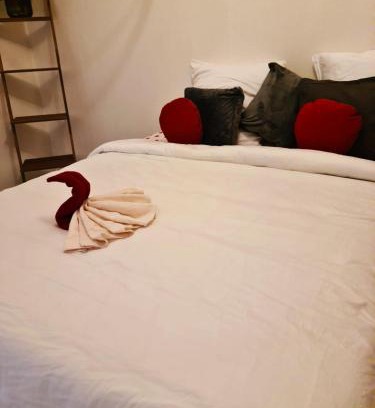 Stains Casa | Suite MaryMe
