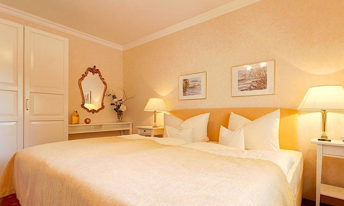 Aschach Apartamento | Suite con sep. Sala de estar, balcón o terraza, baño o ducha / WC, casa principal