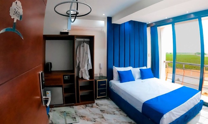 Chancay Casa | Suite con jacuzzi y balcón