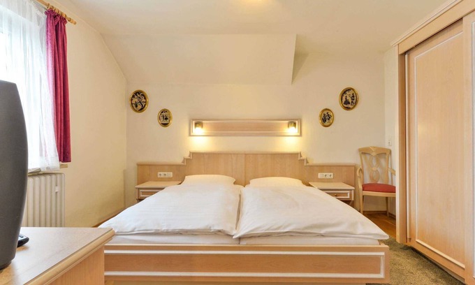 Starnberg Casa | Suite shower/WC - Gasthof Zur Sonne