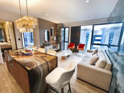 La Carolina Apartamento | Suites & Apartments Coliving Ecuador Luxury XOE
