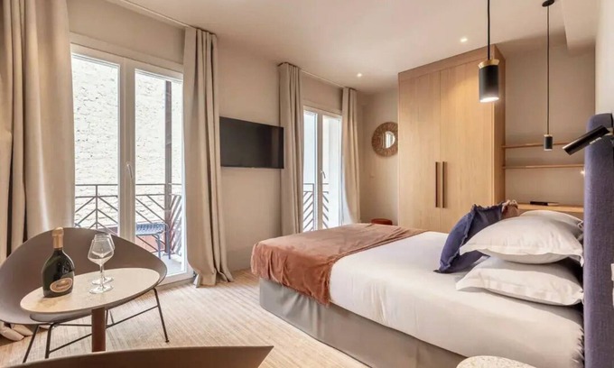 Ternes Hotel | Suites FL by Sweett