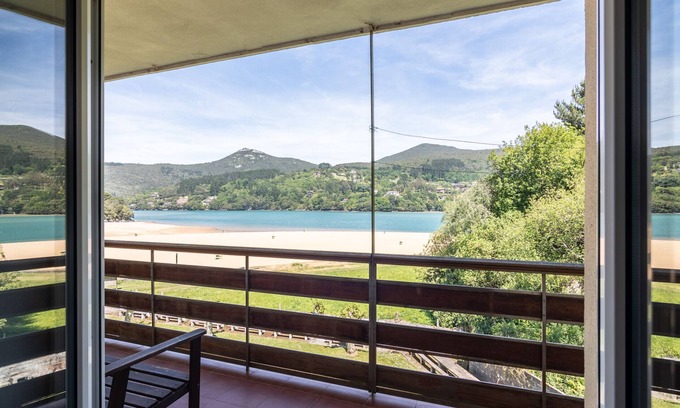 Sukarrieta Apartamento | Sukarrieta apartment