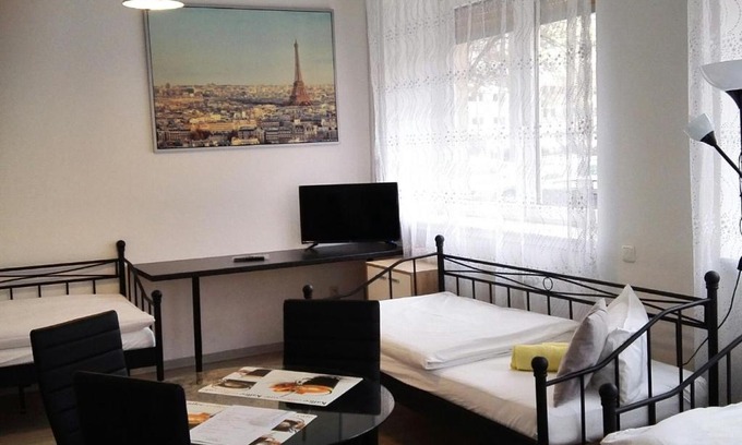 Mitte Casa | Sultania's Melanchthon