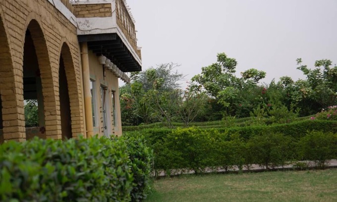 Gurugram Complejo | Sultanpur Resorts