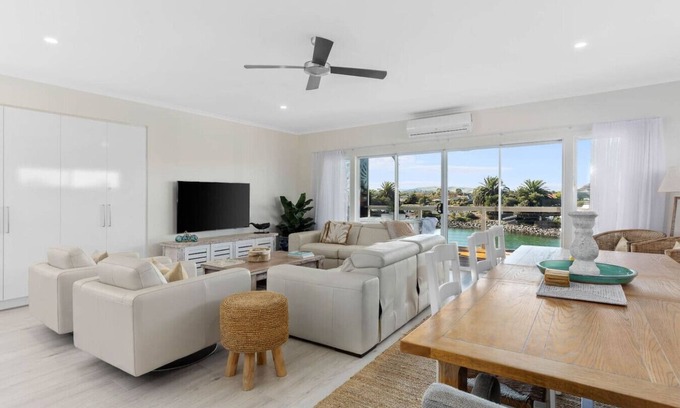 Encounter Bay Casa | Summer Bay House (Lakefront)