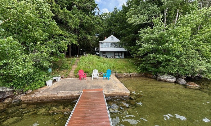 Laconia Cabaña | Summer Breeze on Lake Winnisquam. Pet Friendly!