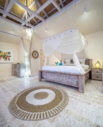 East Sumba Complejo | Summer Bungalow, Ideal for Families, One Room with 2 Beds, Separated Sleeping Corner, Shower, AC, 2 TVs