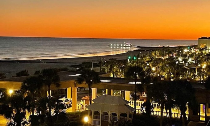 Galveston Complejo | Summer By The Sea at the San Luis
