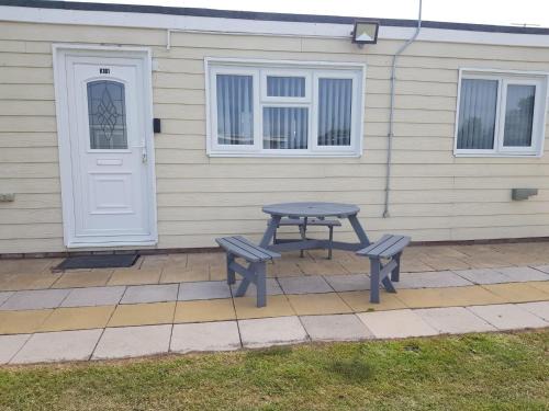 Camber Chalet De Esquí | Summer Days
