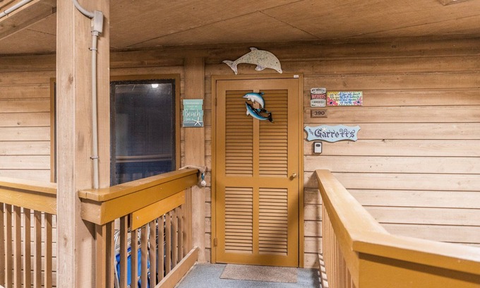 Morehead City Condominio | SUMMER DEAL! PRICE DROP ON THIS GORGEOUS CONDO! ENJOY ALL THE AMENITIES!