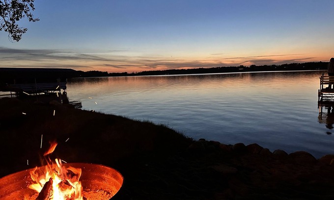 Underwood Cabina | Summer Getaway ☀️ Clean & clear 🧘 Sunset 🌅 Located Pickerel Lake Maine Twp