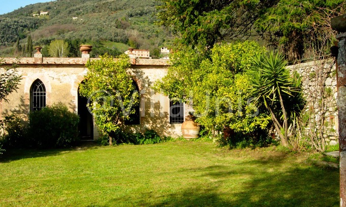 Nocchi Villa | residencia de verano para el día 22 con piscina y gran jardín