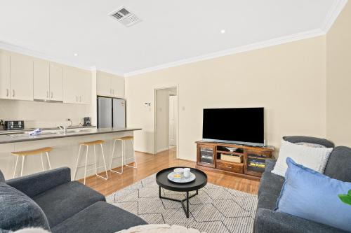 Aldinga Beach Casa | Summer Salt - Aldinga Beach - C21 SouthCoast Holidays