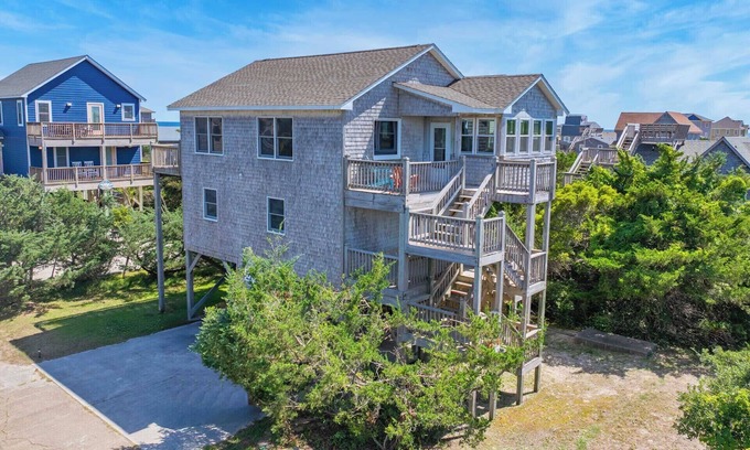 Frisco Casa | SUMMER SAVINGS - Oceanview Dog Friendly Home with Grills and Nearby Beach Access