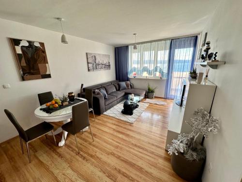 Dugi Rat Apartamento | Summer Sky Gordana Apartment