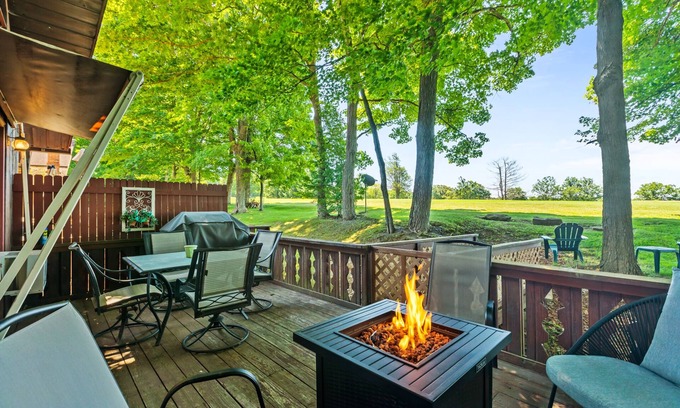 Indian Lake Chalet De Esquí | Summer Special! Indian Lake Chalet w/ Dock & Golf – Relax & Unwind