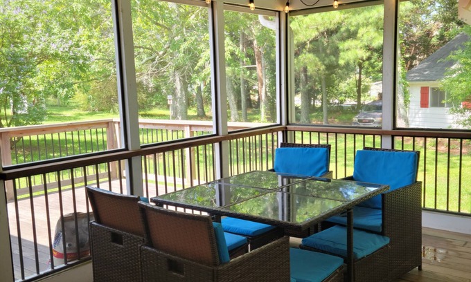Grayson Casa | Summer Splash 3-bedroom house with WiFi and AC in Grayson