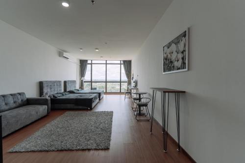 Kota Samarahan Apartamento | SUMMER SUITES APARTMENT CASETTA HOMESTAY 3 at Kota Samarahan Kuching