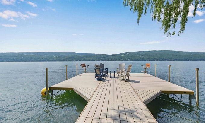 Middlesex Casa | Summer Wind: Luxury on Canandaigua Lake