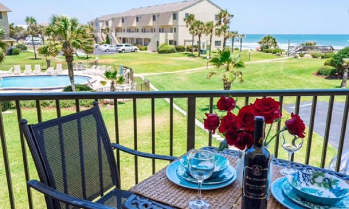 Crescent Beach Apartamento | Summerhouse 251 Condo
