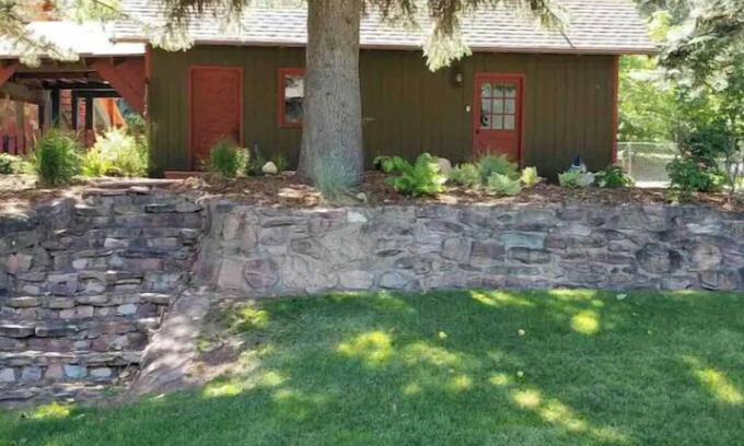 Trimble Casa | Summertime Special! Cute & Cozy Guest Apartment