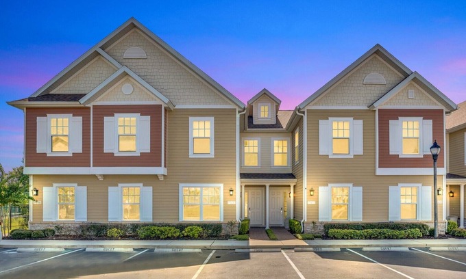 West Kissimmee Casa | Summerville Vacation Homes by Columbia Management