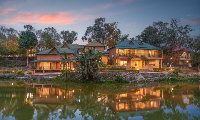 Samaguri Hotel | Summit Green Lake Tea Resort & Spa