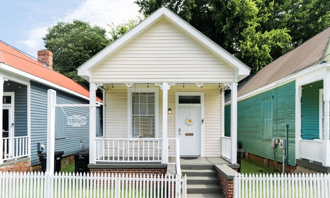 Columbus Casa | Sun cottage near downtown