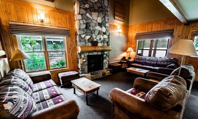 Winthrop Cabaña | Sun Mountain Lodge - Grand Suite - Beautiful Grand Suite Cabin #605