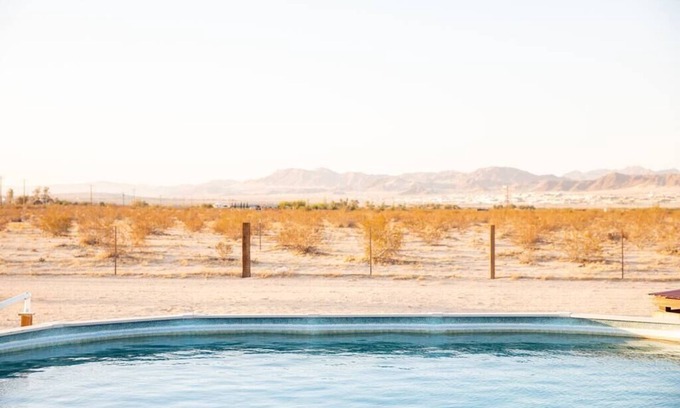 Twentynine Palms Casa | Sun Runner - Serene desert home w/pool & hot tub