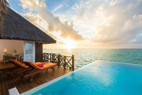 Vilu Reef Complejo | Sun Siyam Vilu Reef - 24 Hours All-Inclusive with Free Transfer