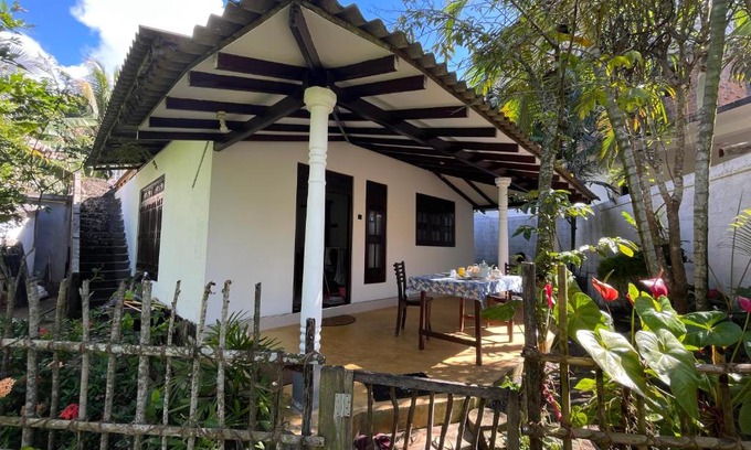 Thalaramba Casa | Sun & Tree HomeStay (With Green Nature View)